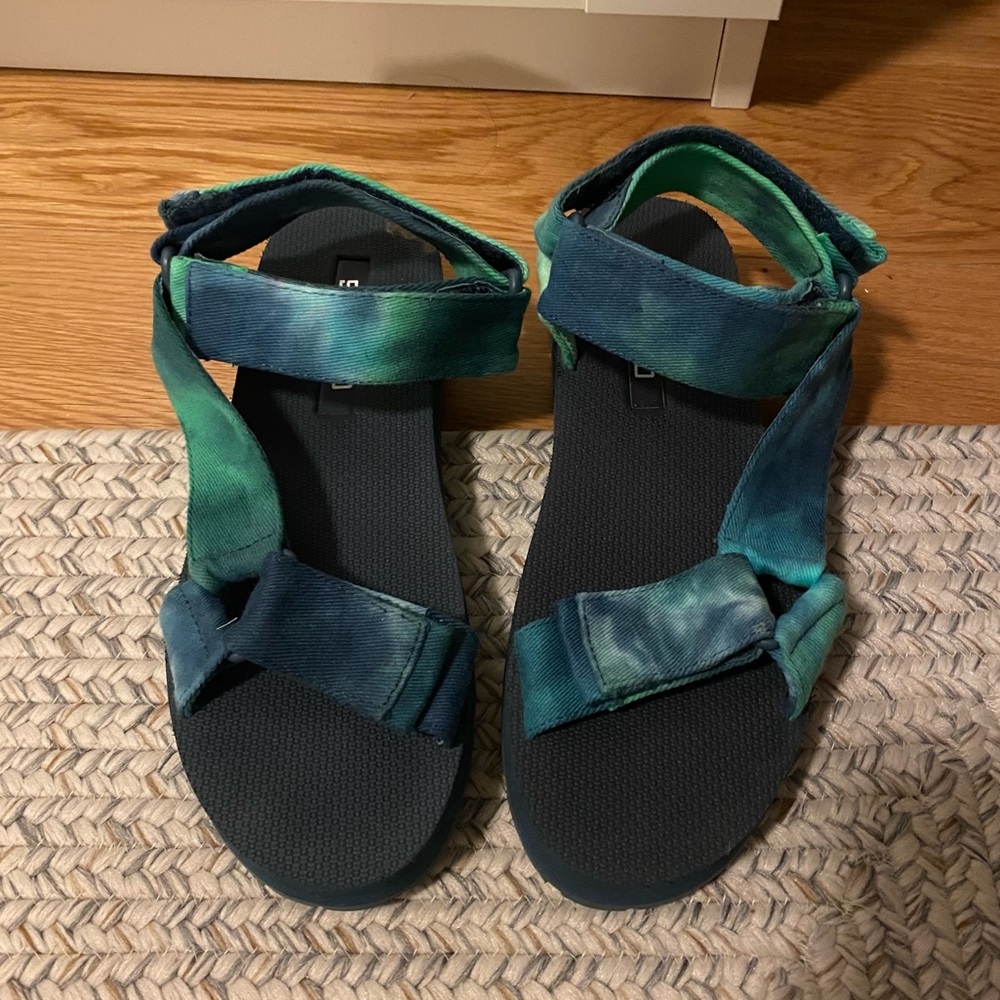 Tie Dye Sporty Sandals
